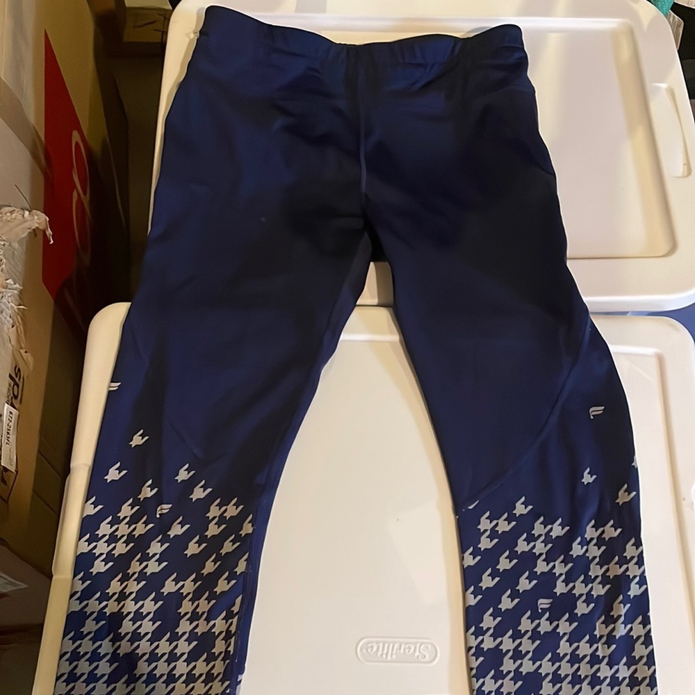 Fabletics yoga pants